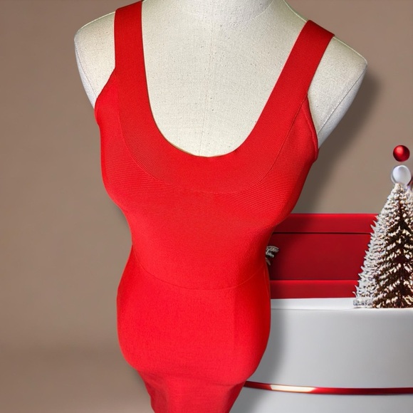 BCBGMaxAzria Bright Red Sleeveless Bandage / Bodycon Style Mini Dress Size XS - Picture 3 of 12